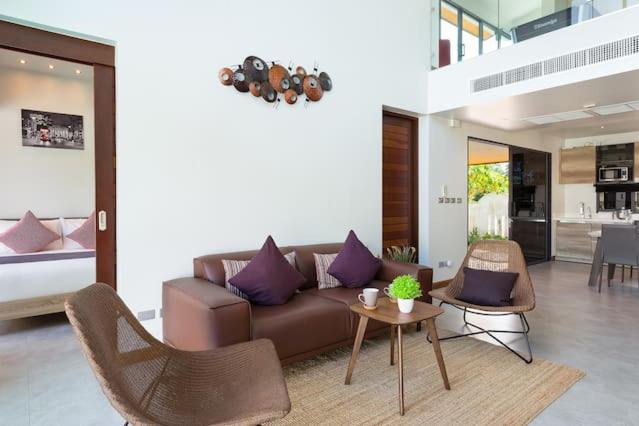 Villa Crystal Two-Bedroom Private Pool Villa 푸껫 외부 사진