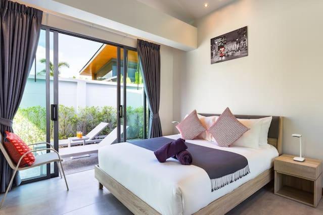 Villa Crystal Two-Bedroom Private Pool Villa 푸껫 외부 사진