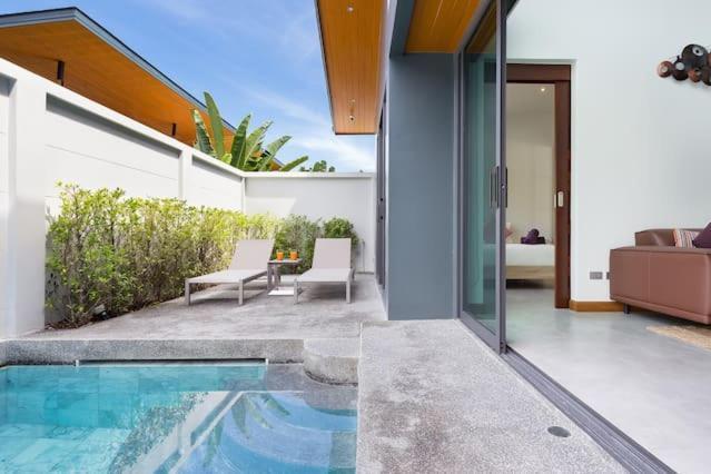 Villa Crystal Two-Bedroom Private Pool Villa 푸껫 외부 사진