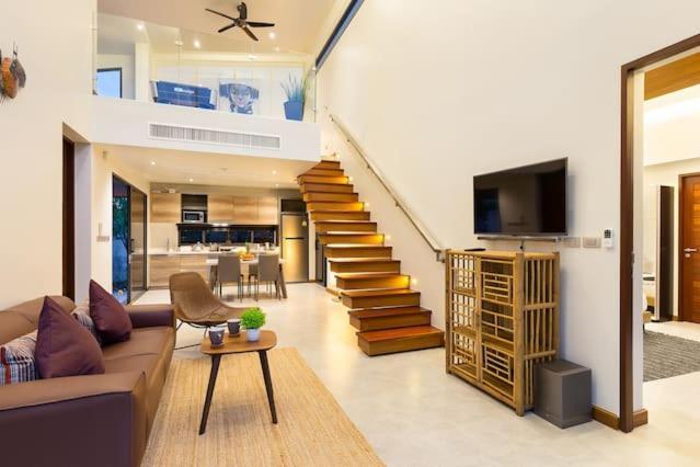 Villa Crystal Two-Bedroom Private Pool Villa 푸껫 외부 사진